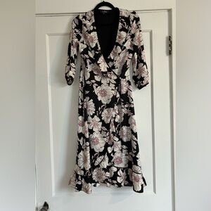 Lulu’s Floral Midi Wrap Dress